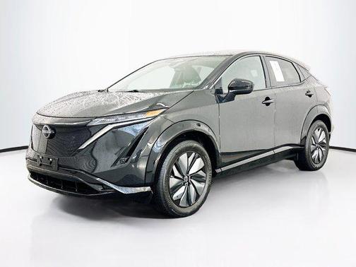 Black Diamond Pearl 2025 Nissan ARIYA ENGAGE