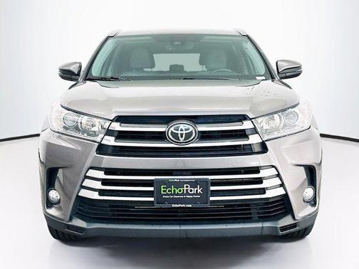 Predawn Gray Mica 2018 Toyota Highlander Limited