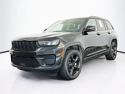 2023 Jeep Grand Cherokee Altitude