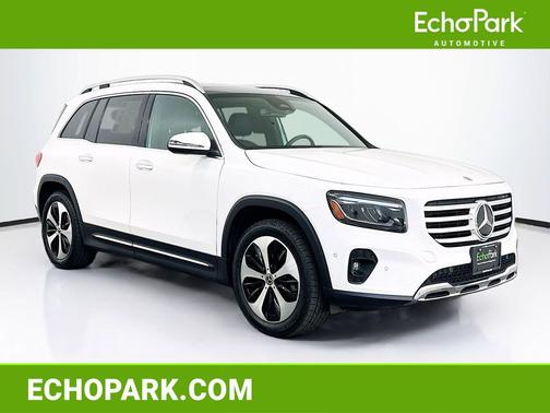 Polar White 2025 Mercedes-Benz GLB 250 4MATIC