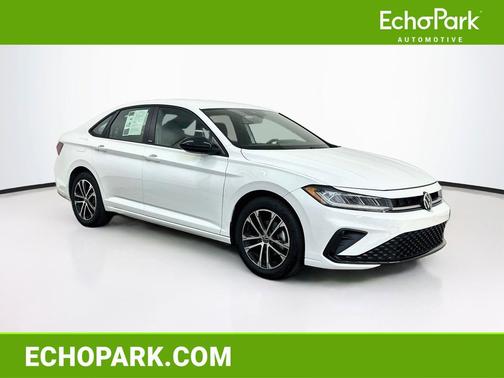 Pure White 2025 Volkswagen Jetta 1.5T Sport