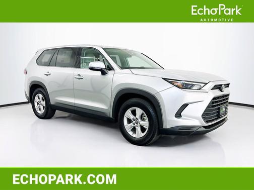 Celestial Silver Metallic 2025 Toyota Highlander LE