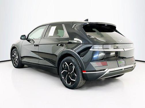 Abyss Black 2024 Hyundai IONIQ 5 SE