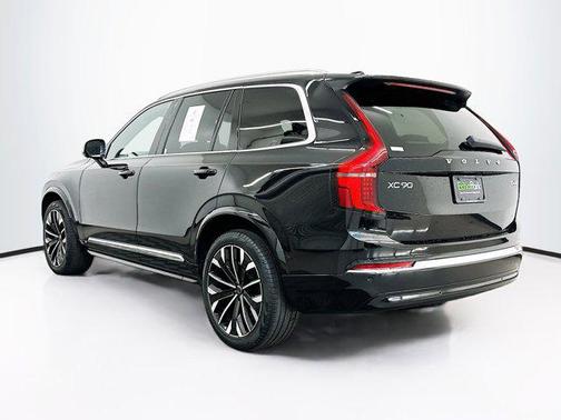 2025 Volvo XC90 B6 Plus 7-Seater