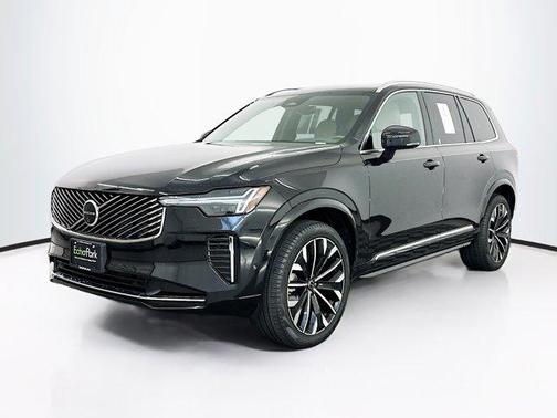 2025 Volvo XC90 B6 Plus 7-Seater