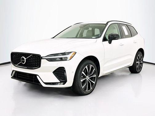 2024 Volvo XC60 B5 Plus Dark Theme