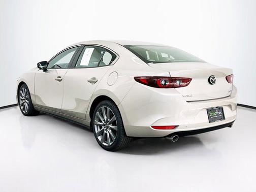 2025 Mazda Mazda3 FWD w/Preferred Package