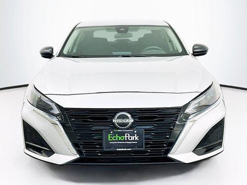 Brilliant Silver Metallic 2024 Nissan Altima 2.5 SV