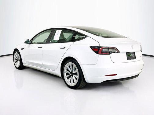 Pearl White Multi-Coat 2021 Tesla Model 3 Long Range