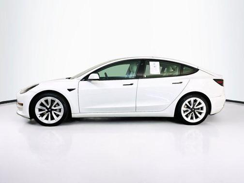 Pearl White Multi-Coat 2021 Tesla Model 3 Long Range