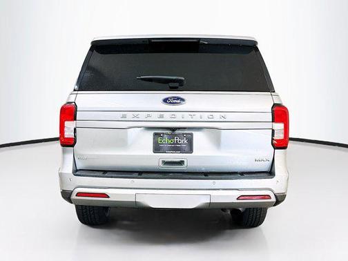 Iconic Silver Metallic 2024 Ford Expedition Max XLT