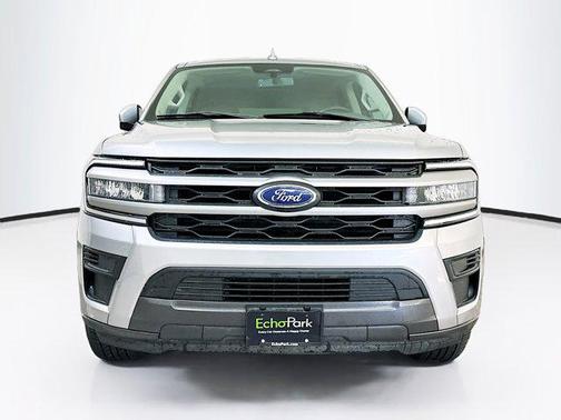 Iconic Silver Metallic 2024 Ford Expedition Max XLT