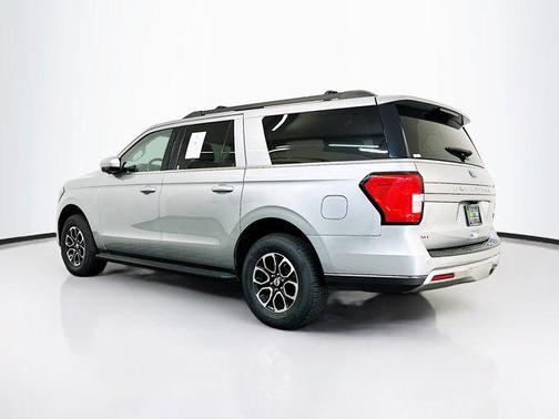 Iconic Silver Metallic 2024 Ford Expedition Max XLT