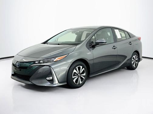 Magnetic Gray Metallic 2017 Toyota Prius Prime Advanced