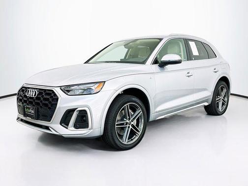 2022 Audi Q5 55 S line Premium