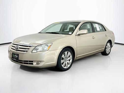 Desert Sand Mica 2006 Toyota Avalon XLS