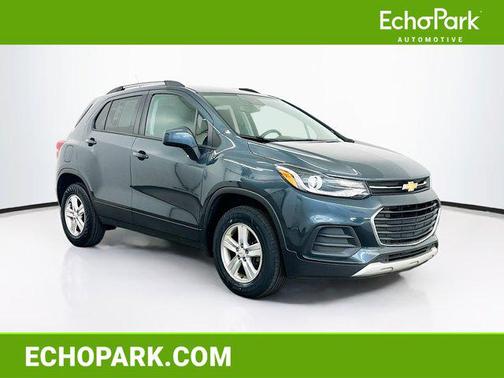 Shadow Gray Metallic 2021 Chevrolet Trax LT