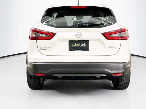 2020 Nissan Rogue Sport SV