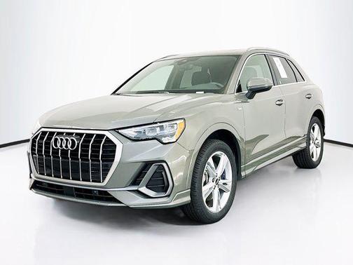 2021 Audi Q3 45 S line Premium