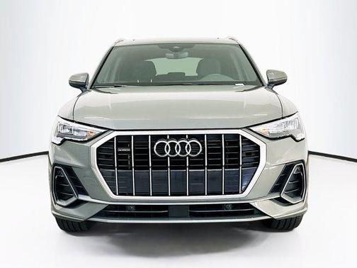 2021 Audi Q3 45 S line Premium