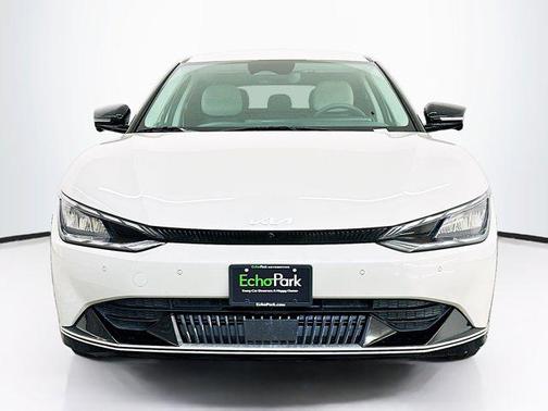 Glacier 2024 Kia EV6 Wind