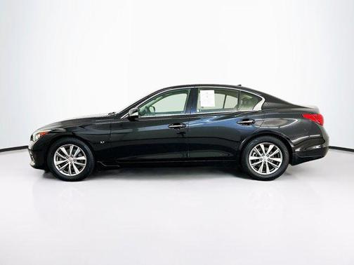 2015 INFINITI Q50 Premium