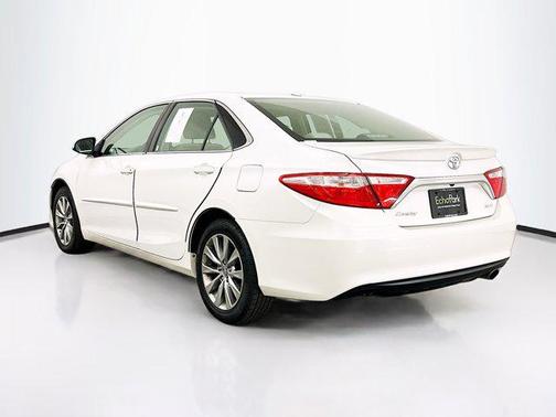 2016 Toyota Camry XLE