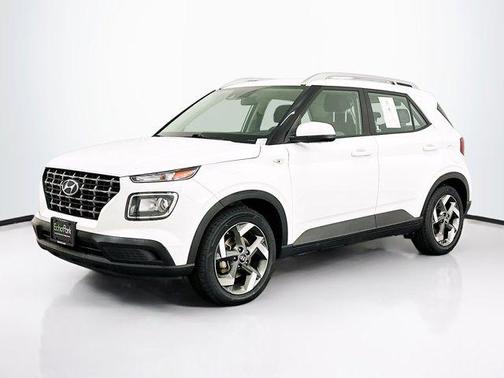 2021 Hyundai VENUE SEL