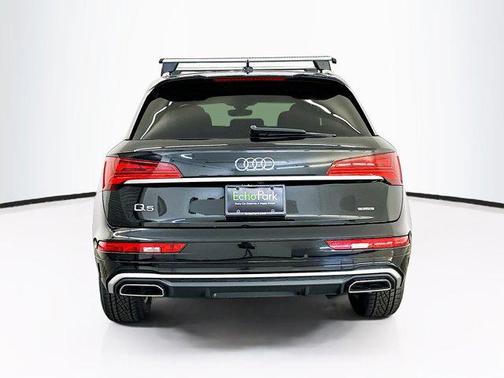 2022 Audi Q5 45 S line Premium