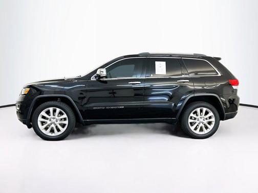 Diamond Black Crystal Pearlcoat 2017 Jeep Grand Cherokee Limited