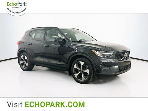 2024 Volvo XC40 B5 Core Bright Theme