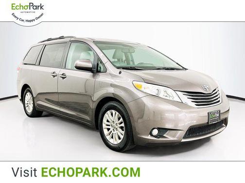 2013 Toyota Sienna XLE