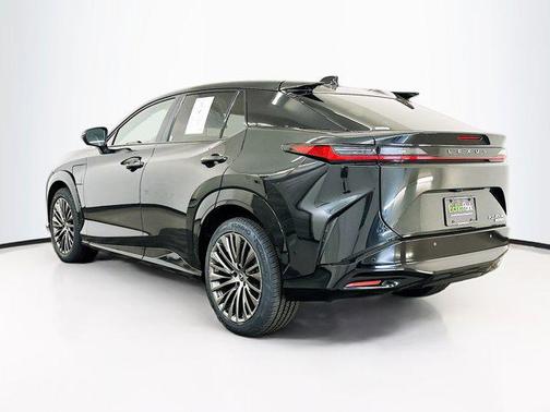 2023 Lexus RZ 450e Luxury