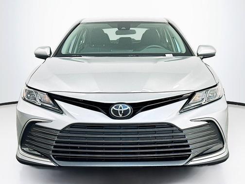 Celestial Silver Metallic 2023 Toyota Camry LE