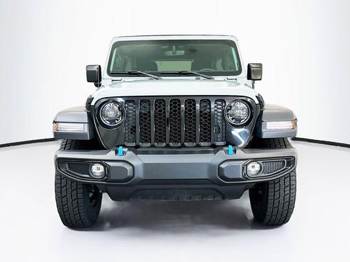 Earl Clearcoat 2023 Jeep Wrangler 4xe Base