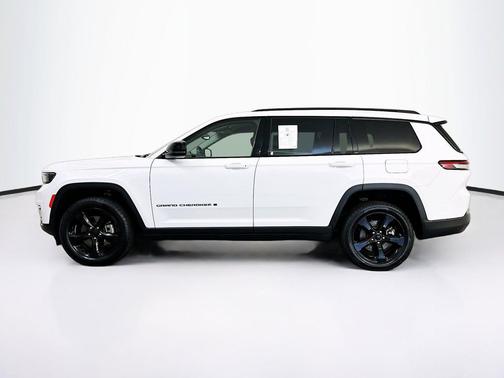 Bright White Clearcoat 2023 Jeep Grand Cherokee L Limited