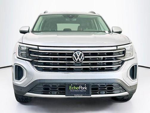 2024 Volkswagen Atlas 2.0T SE w/Technology 4MOTION