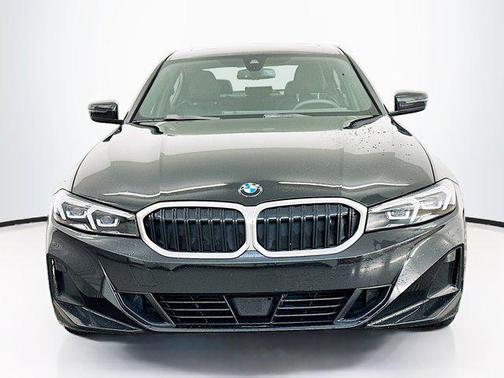 2025 BMW 330 xDrive