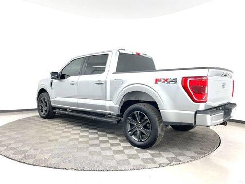 Photo 5 of 34 of 2021 Ford F-150 XLT