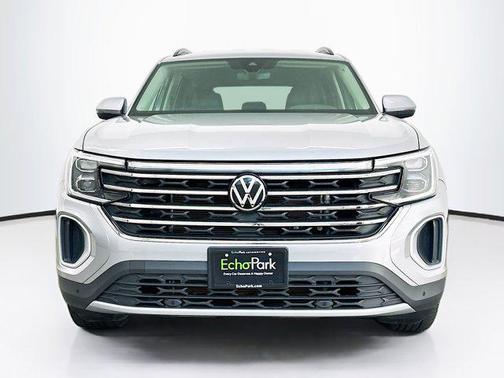 2025 Volkswagen Atlas 2.0T SE w/Technology 4MOTION