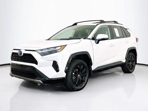 2024 Toyota RAV4 Hybrid SE