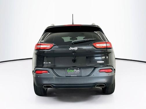 Diamond Black Crystal Pearlcoat 2017 Jeep Cherokee Latitude