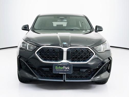 Jet Black 2025 BMW X2 xDrive28i