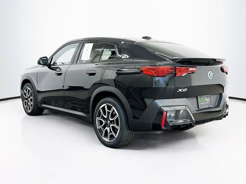 Jet Black 2025 BMW X2 xDrive28i