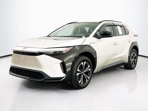 2025 Toyota bZ4X XLE