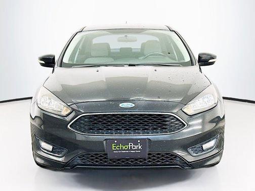 Ruby Red Metallic Tinted Clearcoat 2015 Ford Focus SE