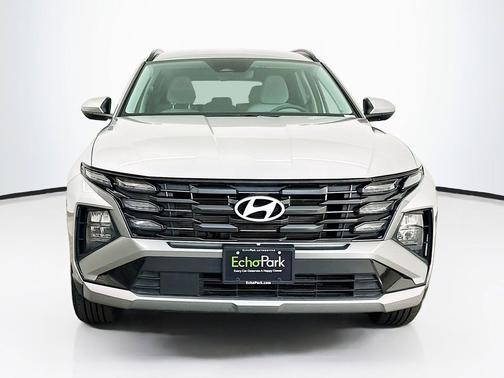 Shimmering Silver 2025 Hyundai TUCSON SEL