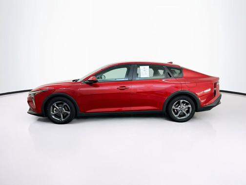 Currant Red 2025 Kia K4 LXS