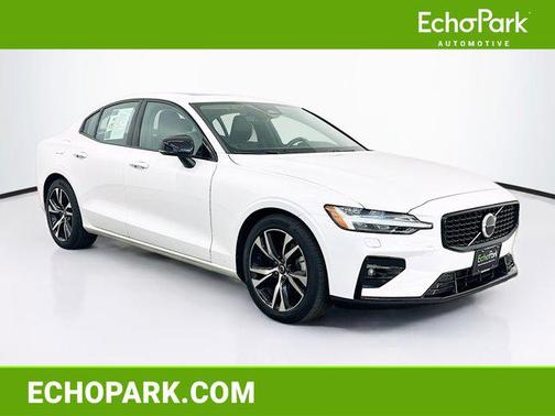 2025 Volvo S60 B5 Core