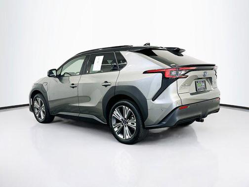 Smoked Carbon 2-Tone 2023 Subaru Solterra Touring